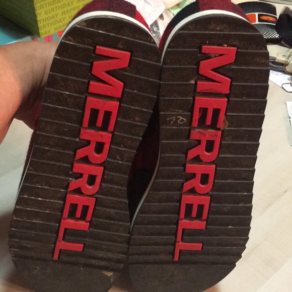 Merrell inside/outside clog slip on like new - Picture 4 of 6